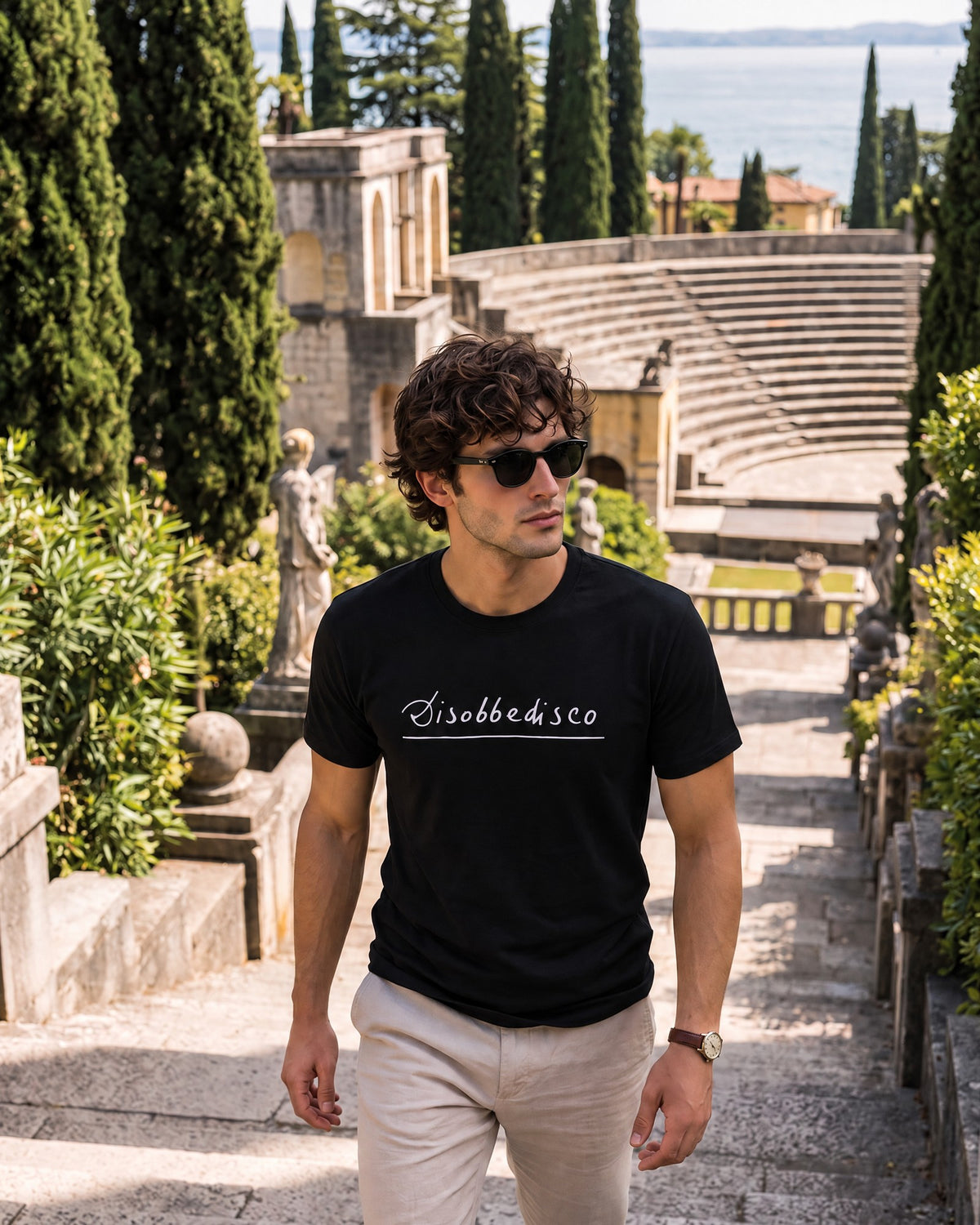 Maglietta Nera "Disobbedisco"
